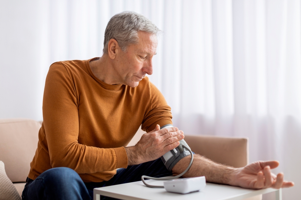 Monitoring blood pressure